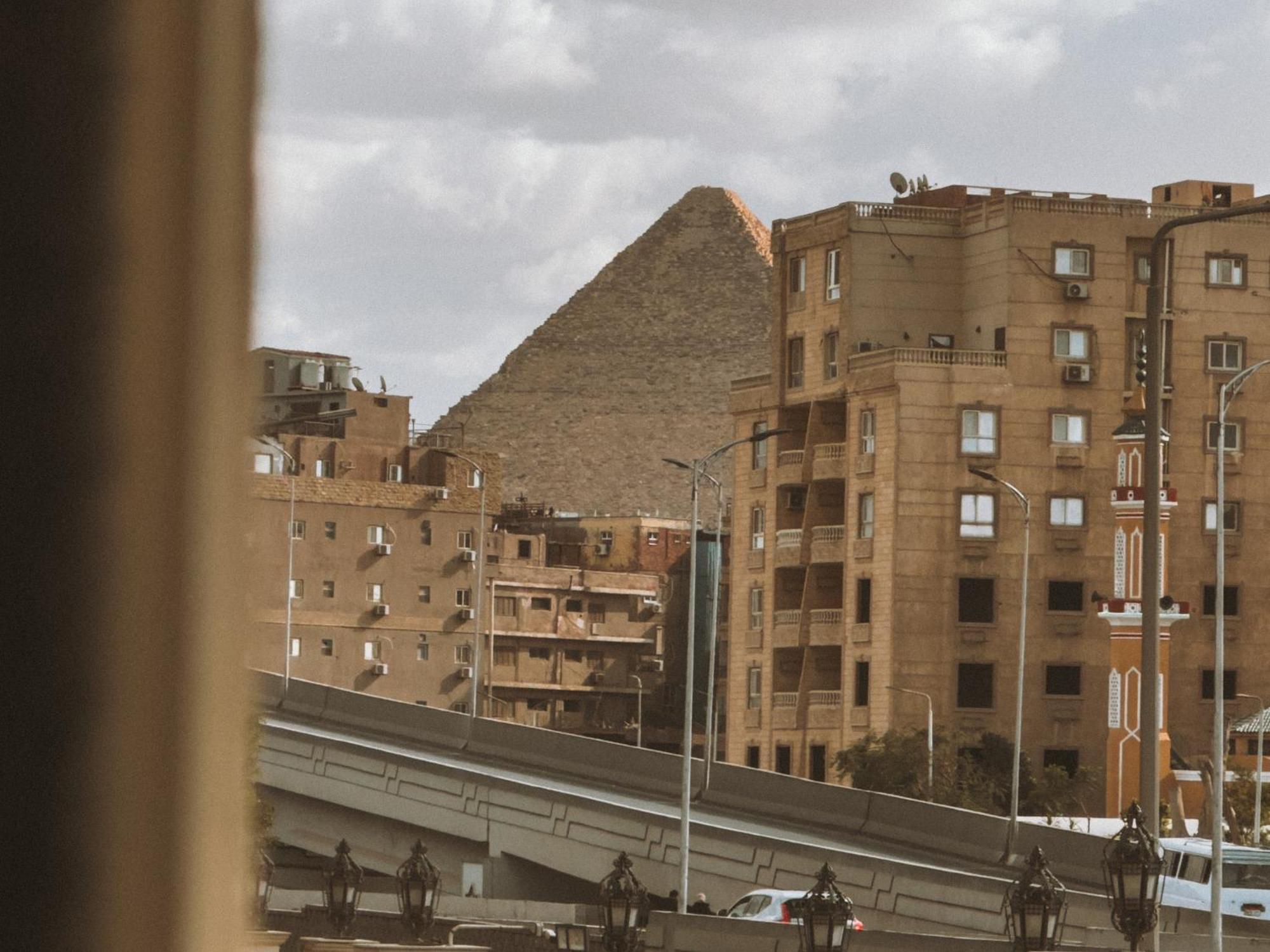 Royal Crown Hotel Giza Pyramids View Kafret el-Gabal Exterior foto